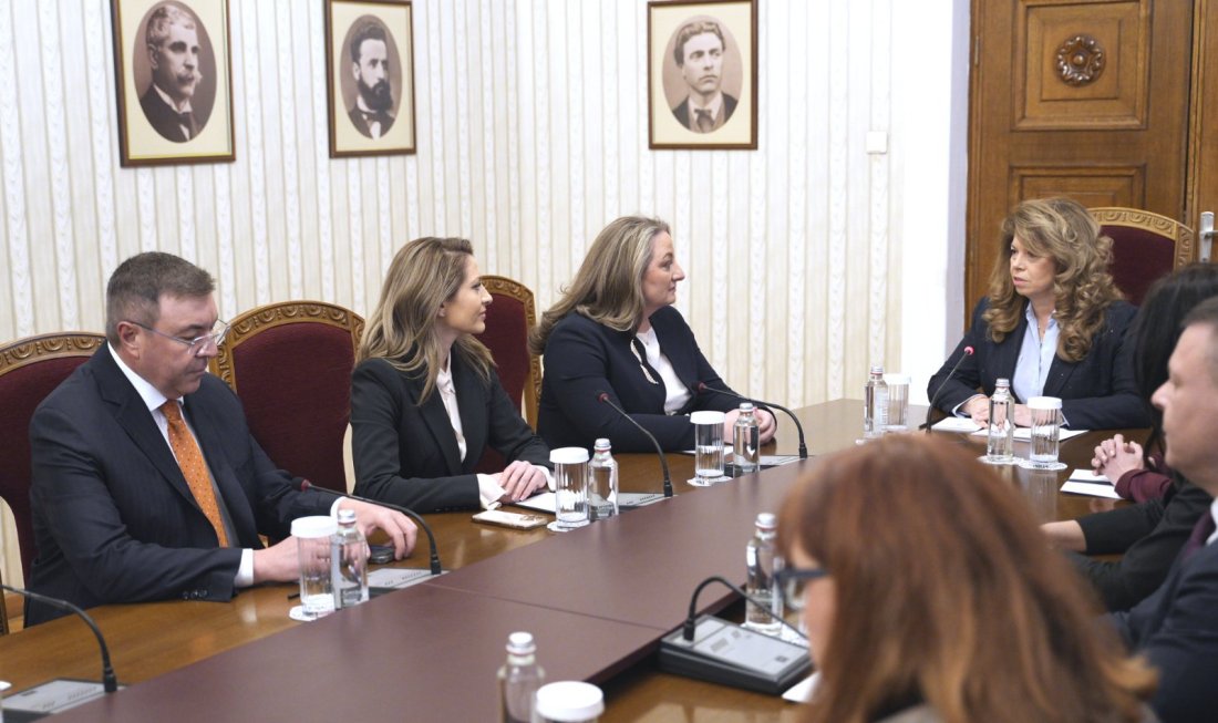 президентът йотова герб сдс предстоят трудни моменти целта обща ndash прозрачни честни избори