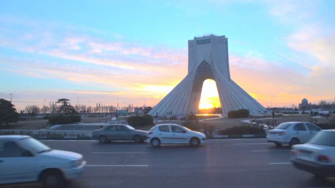 Иранският президент Масуд Пезешкиан е разпоредил започването на преговори за