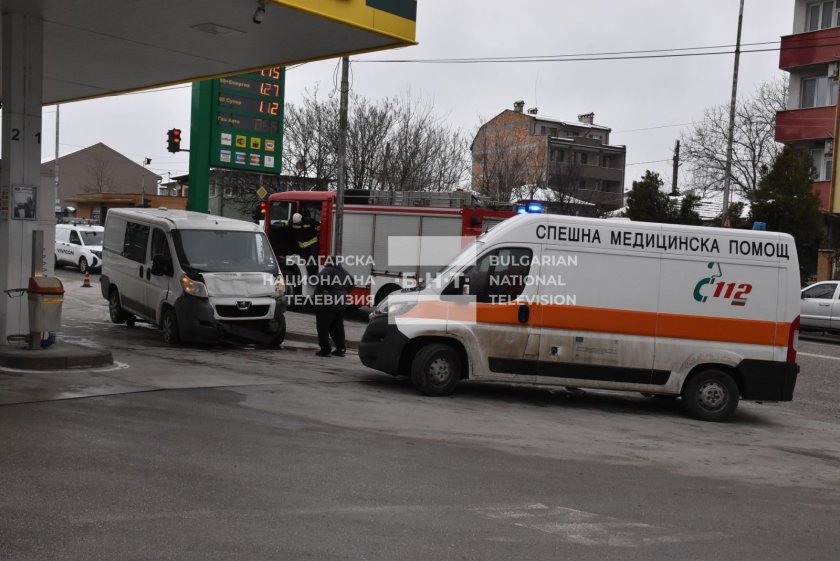 косъм трагедия микробус вряза бензиностанция хасково