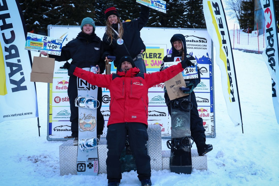 Радостина Славова завоюва бронзово отличие от Европейската купа по фристайл сноуборд на Витоша