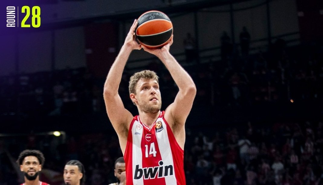 Везенков излезе на сцената срещу Цървена звезда (ВИДЕО)