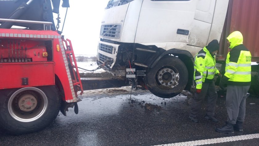 отвориха движение автомагистрала ldquoтракияrdquo