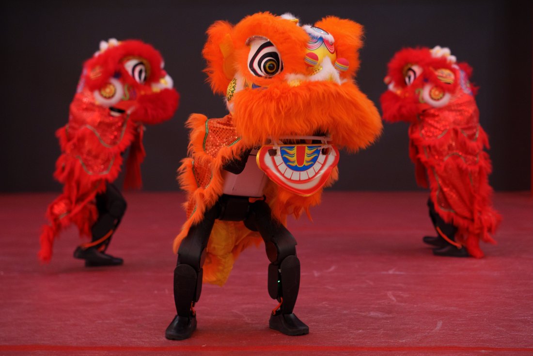 Милиони китайци се отправиха на пътуване преди началото на Годината на огнения кон