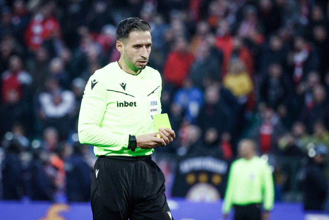 радослав гидженов ръководи цска 1948 левски