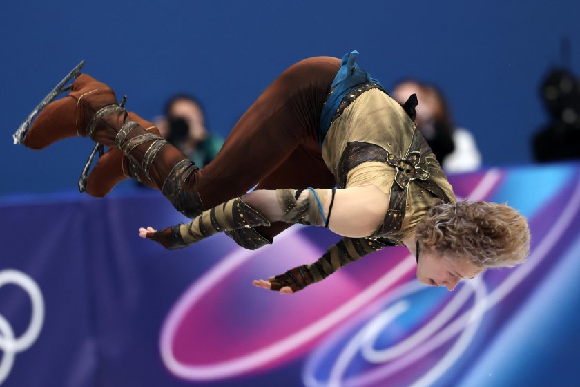 иля малинин спечели кратката програма мъжете игрите милано кортина