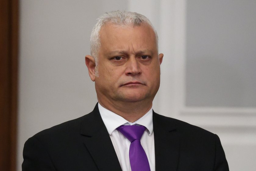 служебният министър мвр емил дечев беше освободен съдия съдийската колегия всс