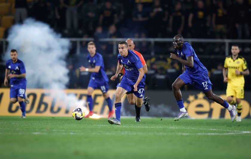 левски брани върха ботев пловдив дербито кръга първа лига