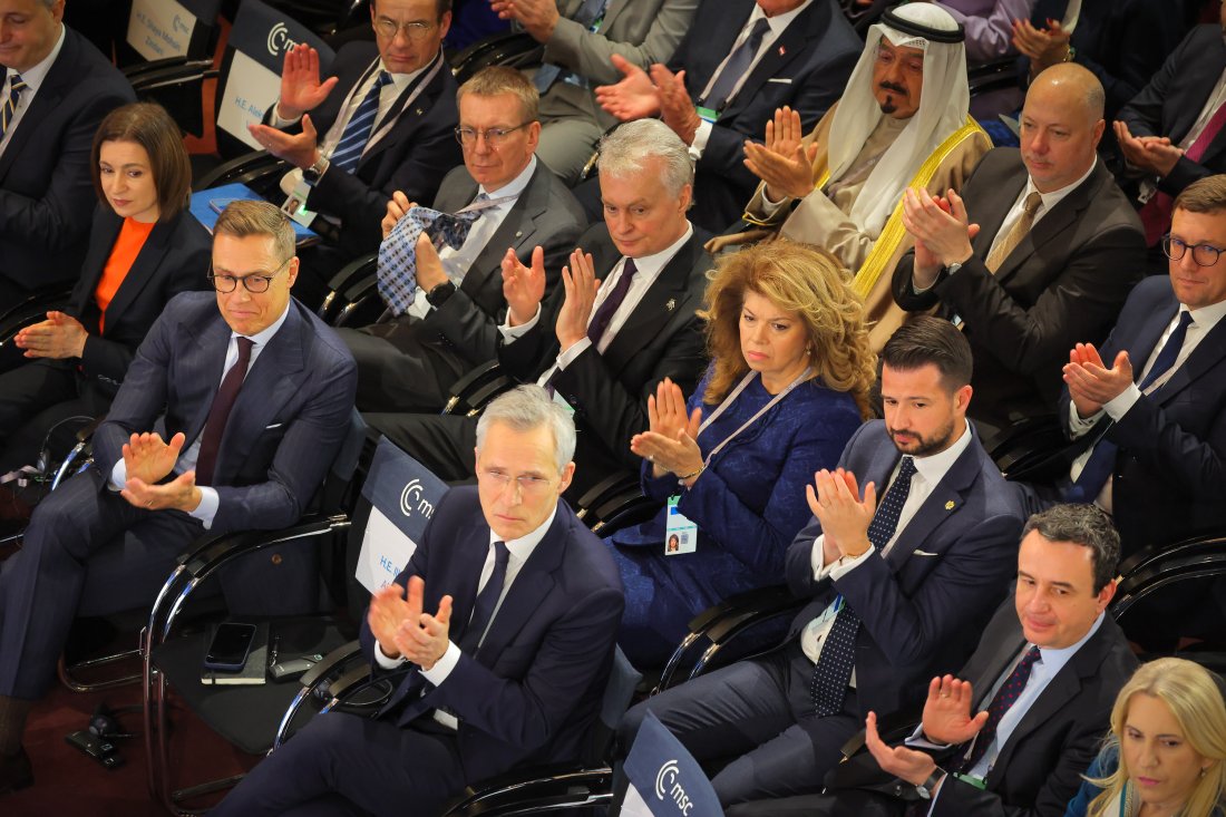 президентът европа осъзна време вземе съдбата свои ръце