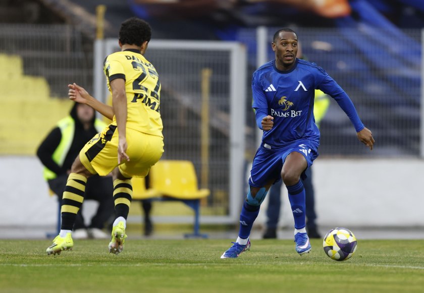 първа лига левски ботев пловдив галерия