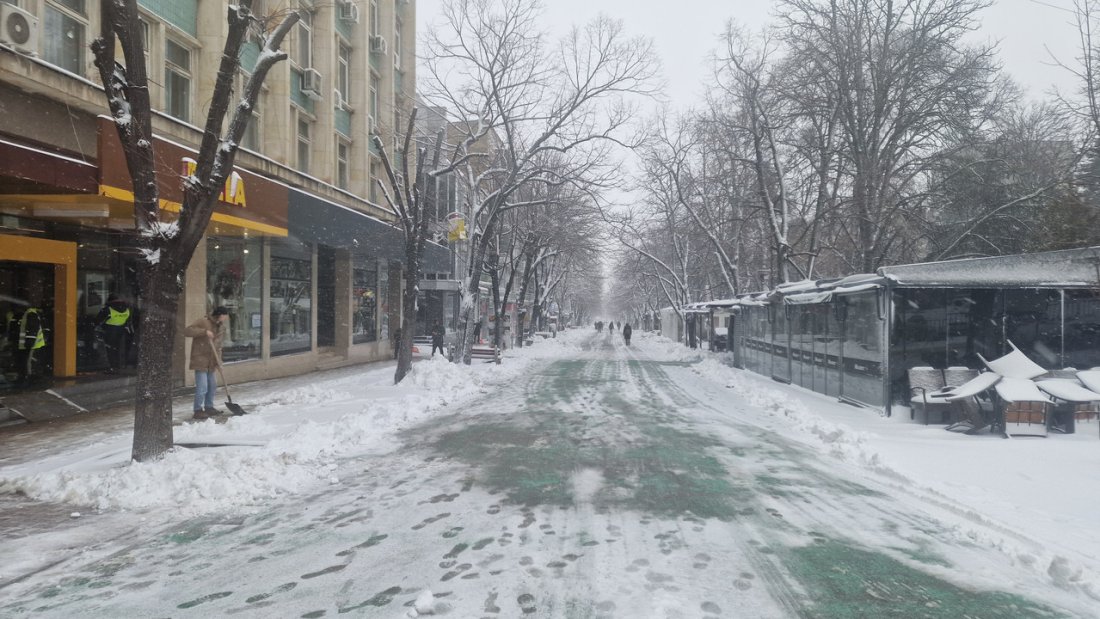 усложнена зимна обстановка шуменско пет населени места без ток