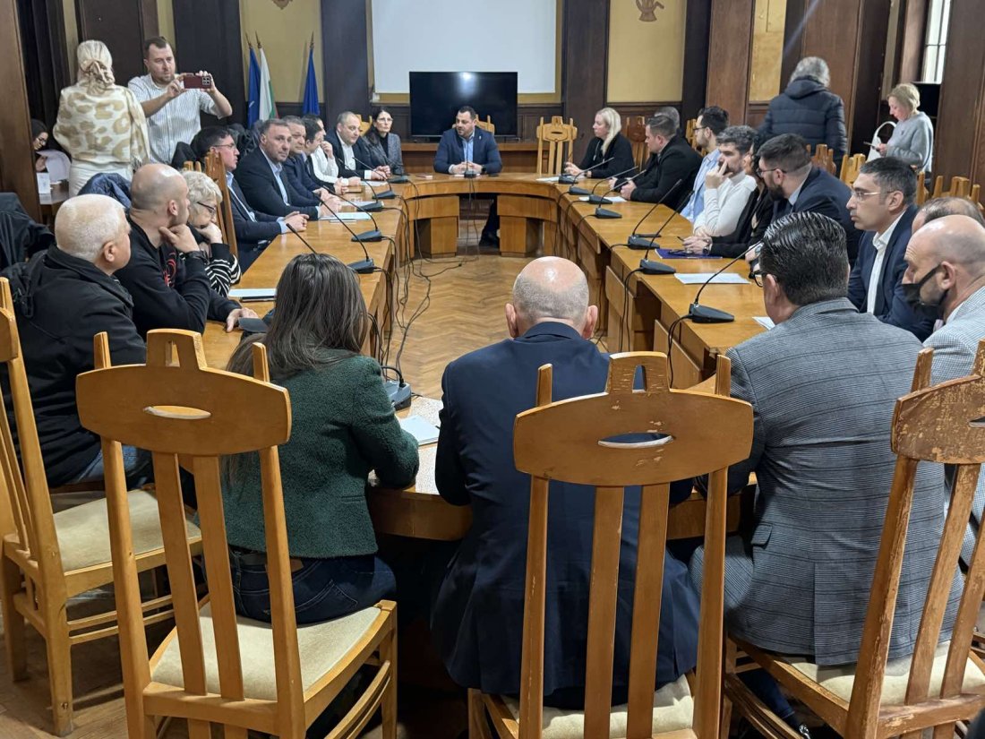 партиите разбраха ръководството рик бургас