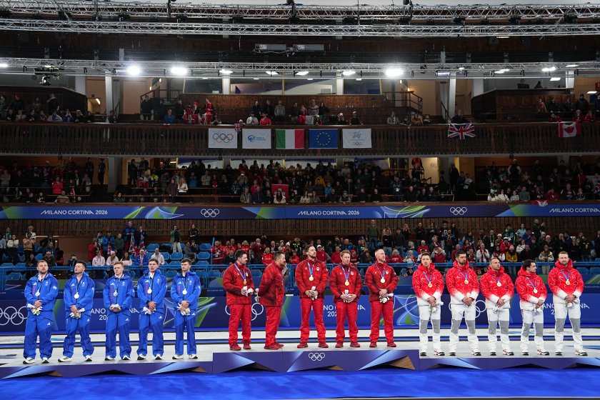 Девет комплекта медали бяха раздадени в предпоследния ден на Игрите в Милано/Кортина