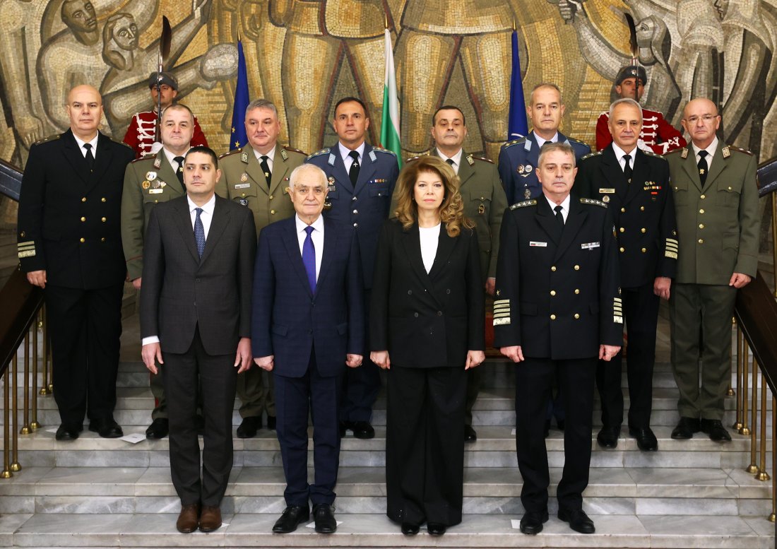 Годишна конференция: Представиха доклада за състоянието на въоръжените сили