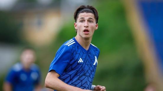 левски преотстъпи кристиян йовов спортист своге