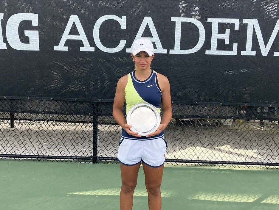 ива иванова йоана константинова спечелиха осминафиналните срещи двойки тенис турнир монастир