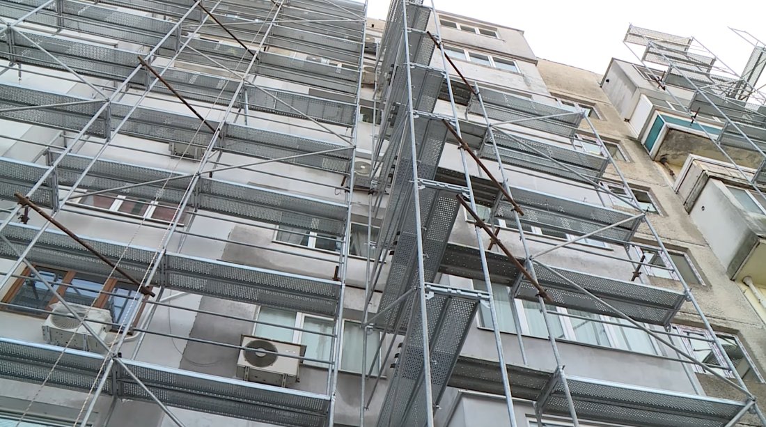 Санирането в Русе: Общината помага за ремонтите на четири жилищни блока