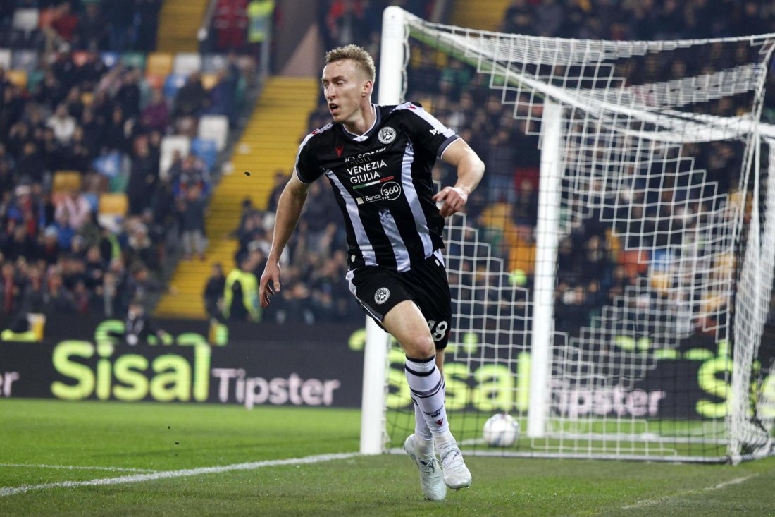 Удинезе постигна убедителна победа срещу Фиорентина в Серия А