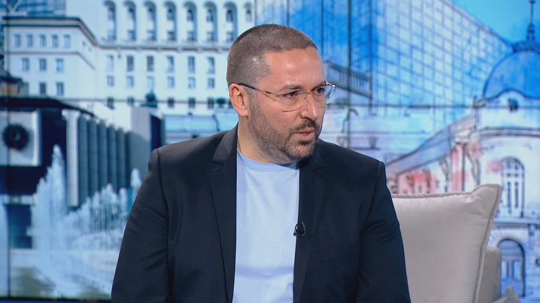Николай Попов, баща на загиналата в катастрофа 12-годишна Сияна, ще