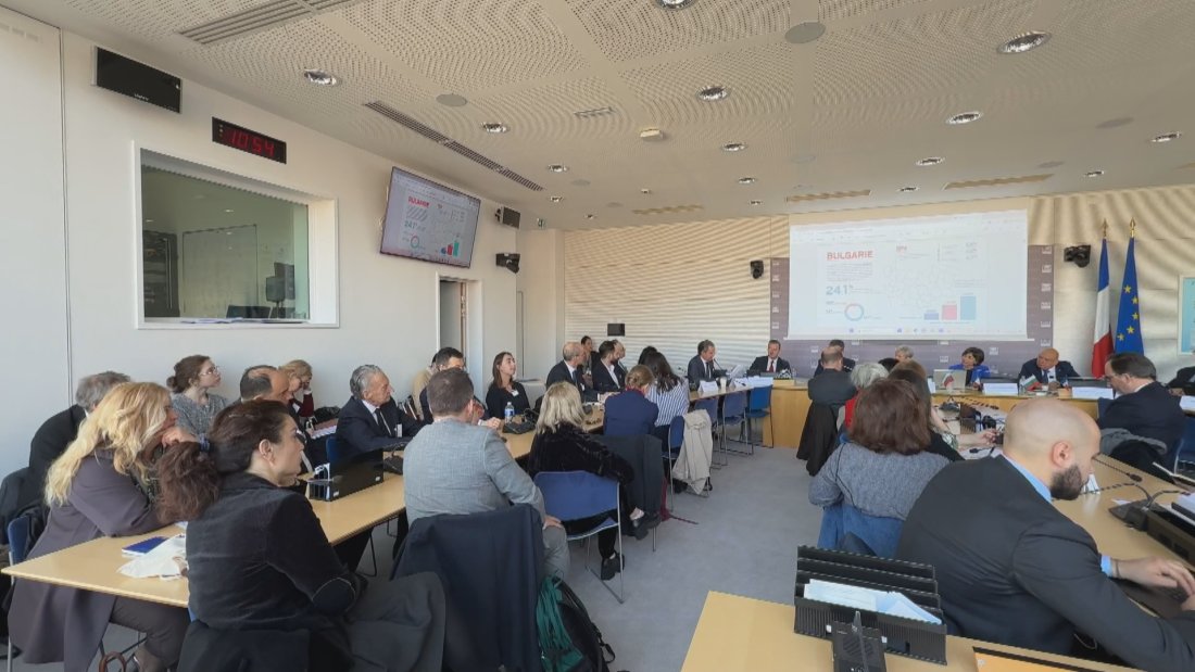 След приемането на еврото: Как да бъдат привличени френски инвестиции в България