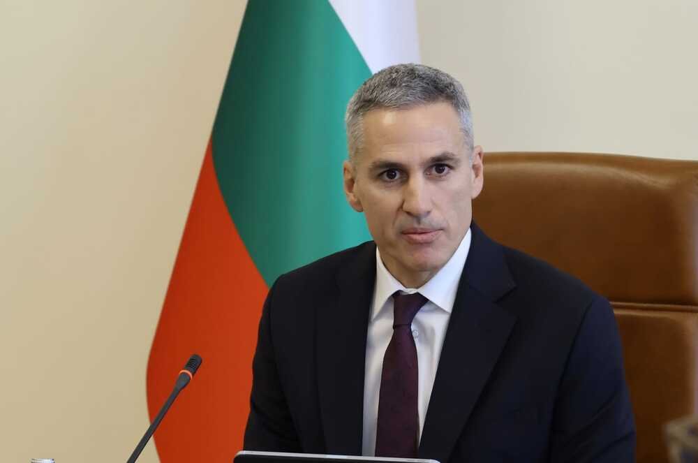 премиерът андрей гюров свободата решение отстоява