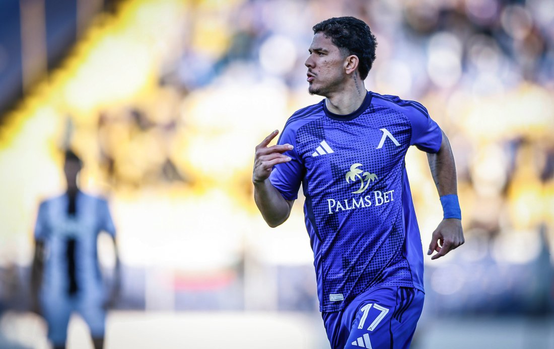 евертон бала излезе еднолично начело голмайсторите първа лига