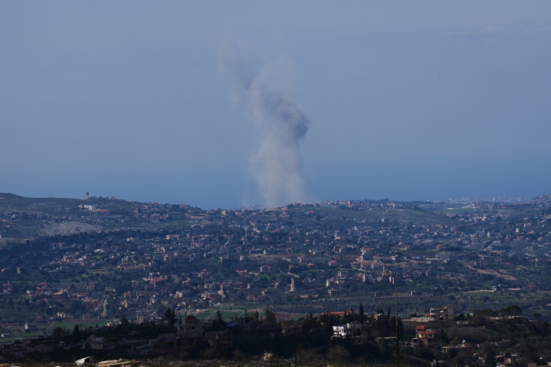 Вторият фронт на Израел: Продължава размяната на удари с Хизбула
