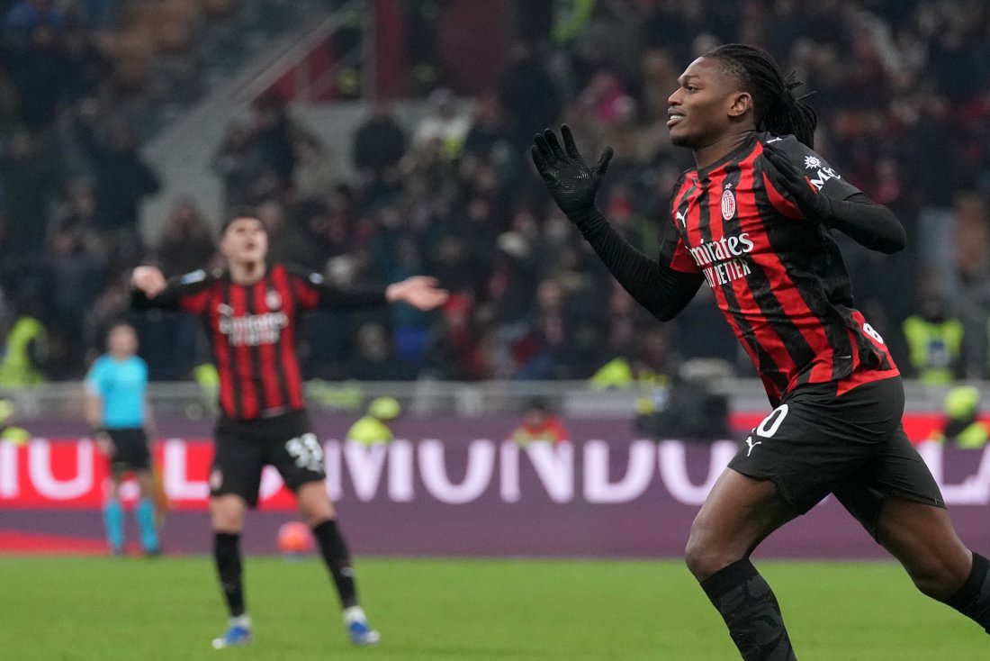 Милан изстрада трудна победа срещу Кремонезе в добавеното време