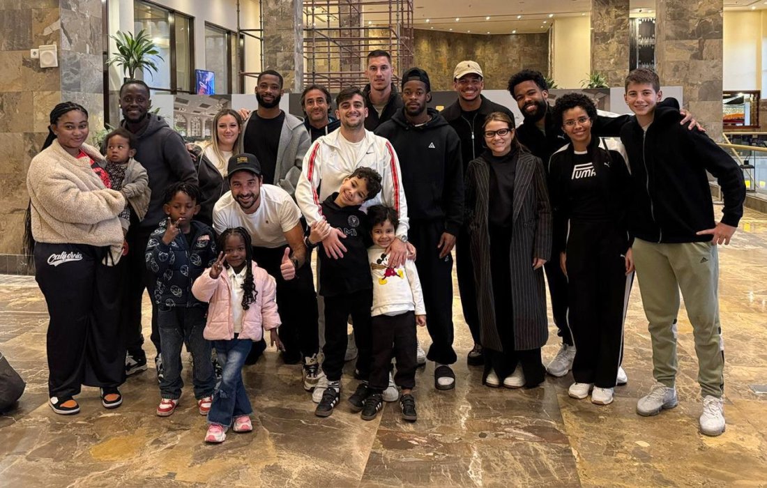 Андриан Краев и чужденците в Апоел Тел Авив евакуирани в Йордания