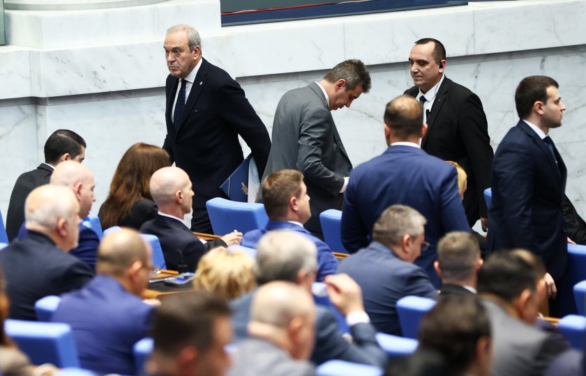 Високите сметки за ток: Открити ли са нарушения в ЕРП-тата?