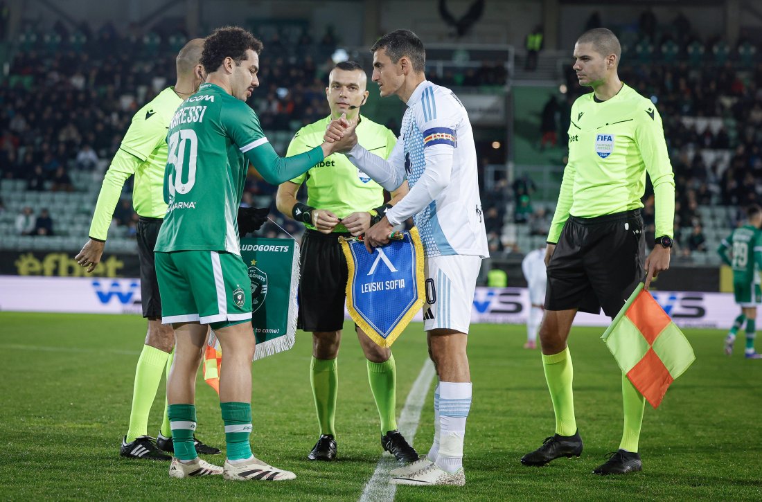 разград чака големия мач лудогорец левски битка шампионски заряд синьо