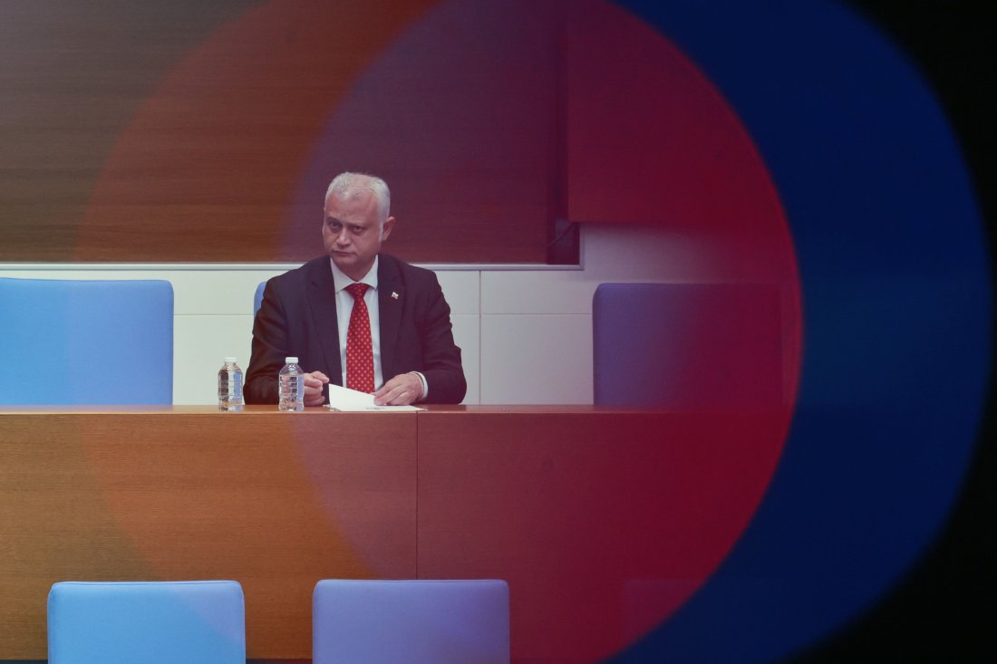 живо парламента изслушват служебни министри натиск разследването случая петрохан