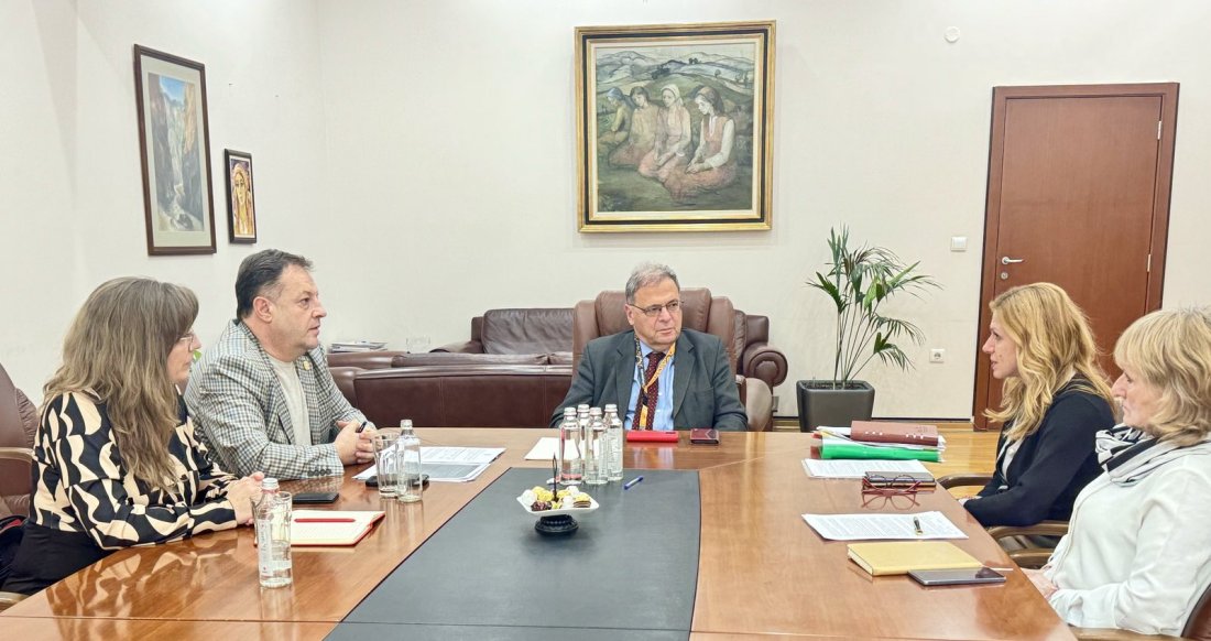 Среща между Юлиян Попов и Даниел Панов заради проблемите около 