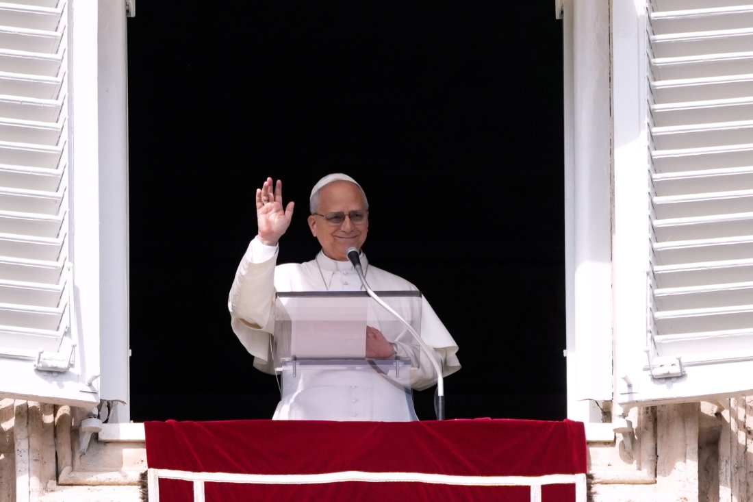 папа лъв xiv нанесе обновения папски апартамент