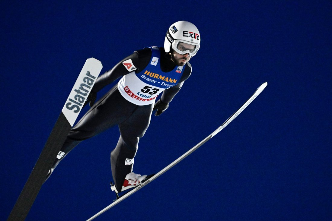 Владимир Зографски премина квалификацията във Викерсунд