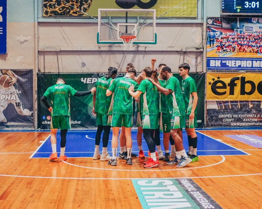 Ботев 2012 подчини Шумен със силен край