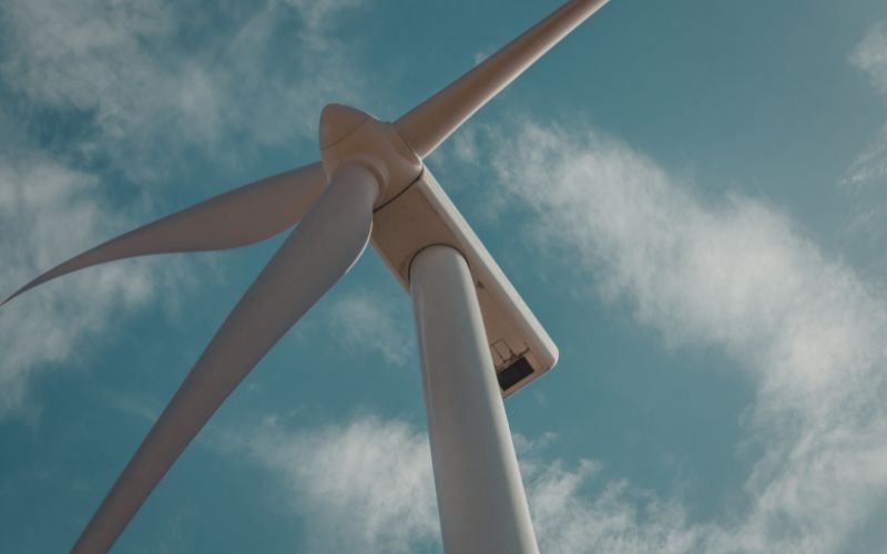 тонна перка откъсна вятърна турбина бавария пострадали