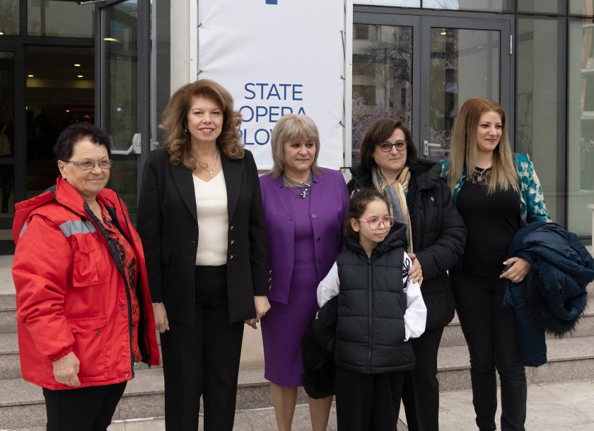 Президентът Йотова: Ако не знаем историята си, няма как да покорим бъдещето