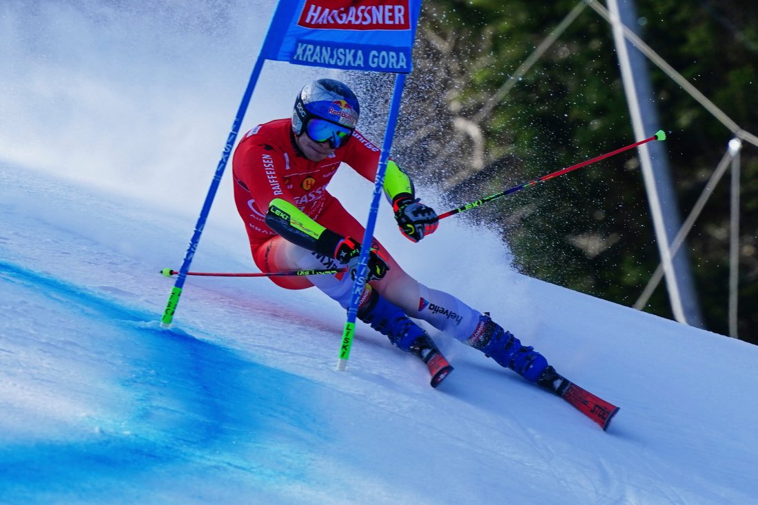 марко одермат спечели малкия кристален глобус супергигантския слалом