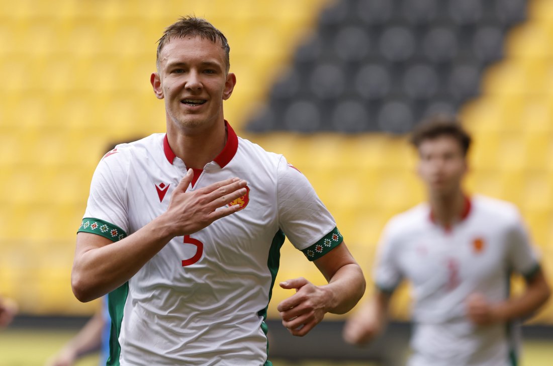 България У17