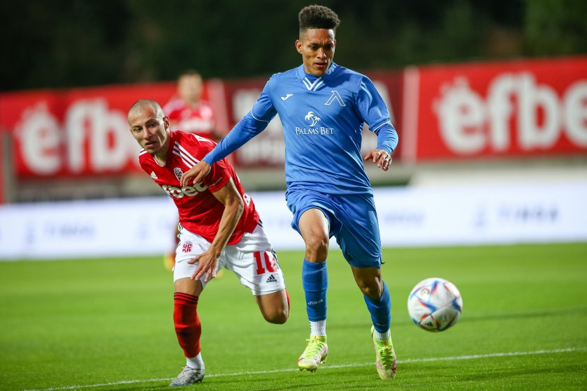 левски без цунами мачовете паок бразилецът контузия коляното дербито цска 1948