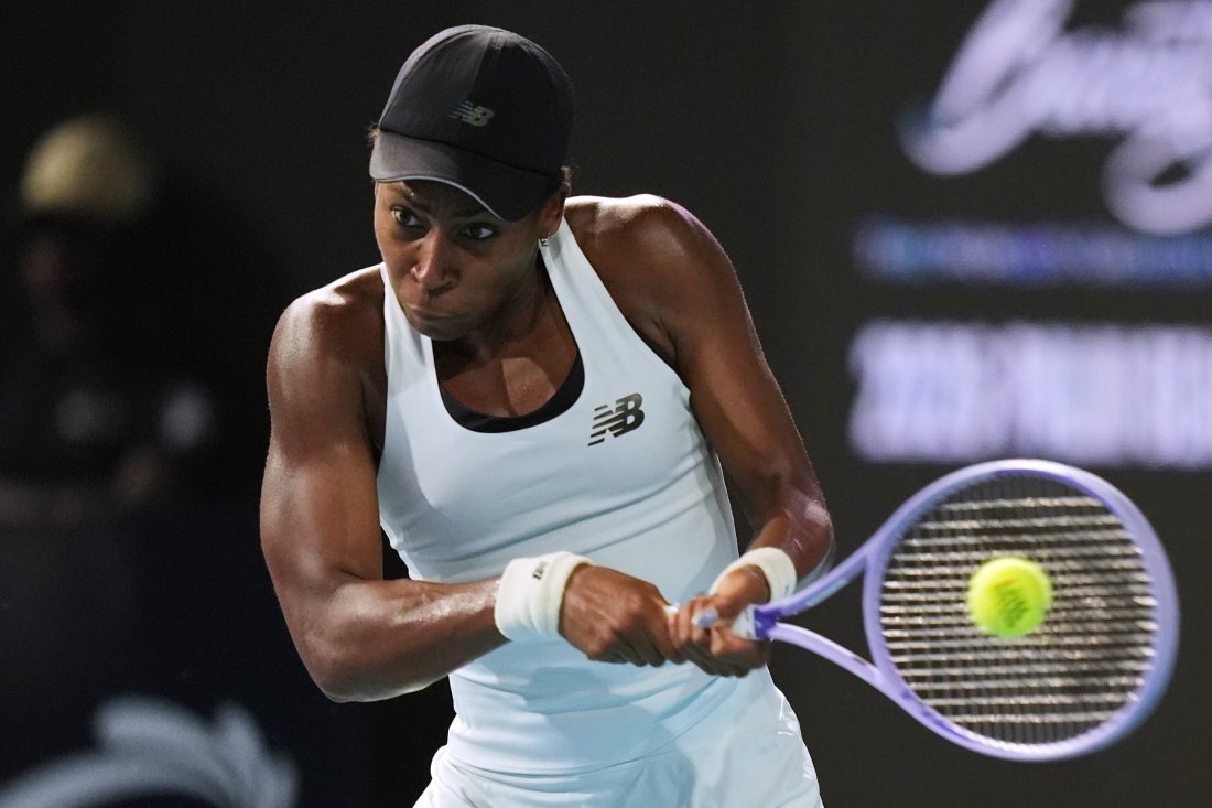 Коко Гоф с място на полуфиналите в Маями