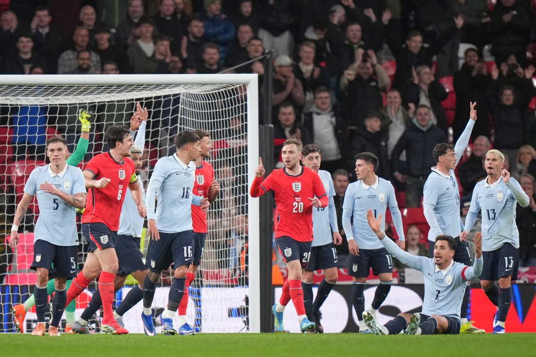 Англия и Уругвай завършиха наравно в контролна среща в Лондон