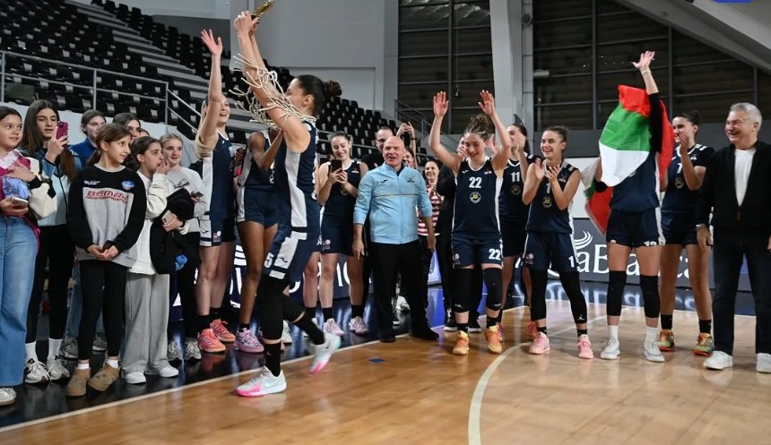 две баскетболистки монтана 2003 идеалната петица финалната четворка адриатическата лига