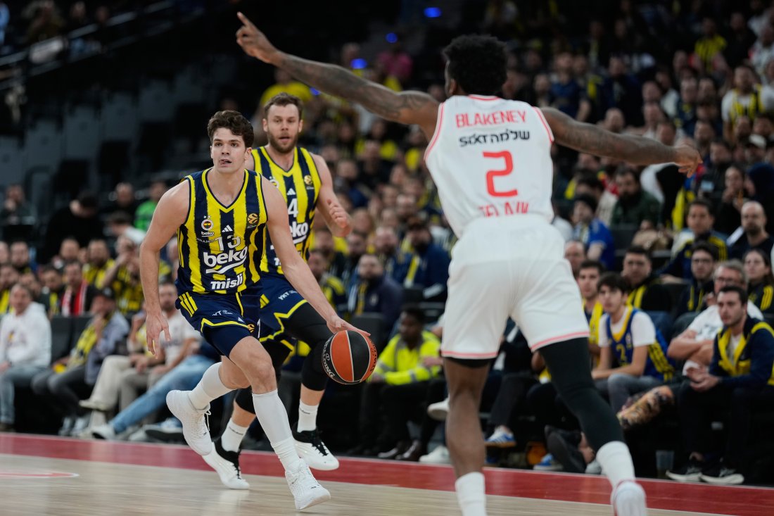 Байерн обърка сметките на Фенербахче в Евролигата