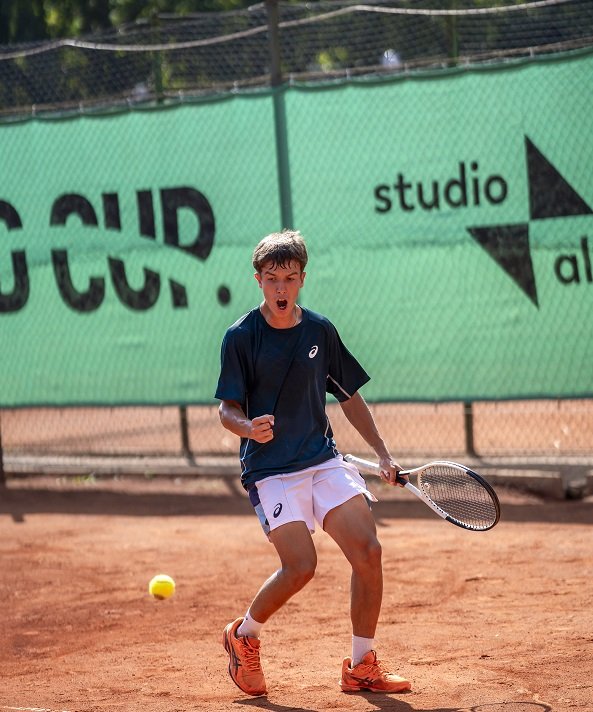 калоян шиков спаси четири мачбола класира втория кръг турнир itf флоренция