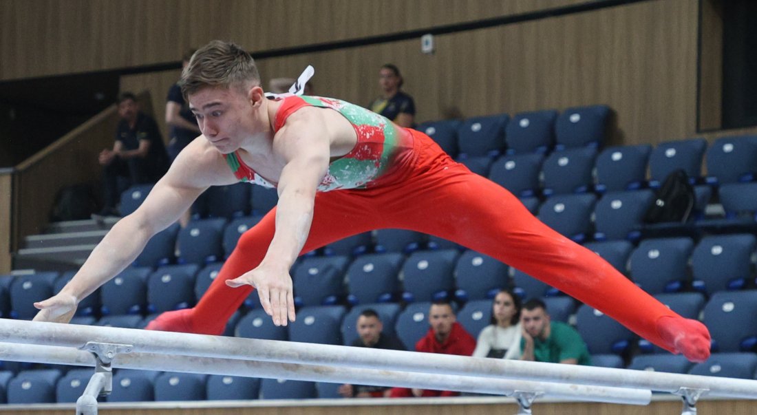 Давид Иванов ще представя България на Световната купа по спортна гимнастика в Кайро