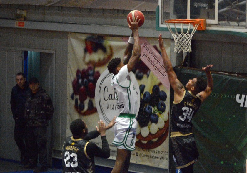 Черно море си върна победния ход след силен край срещу Миньор 2015