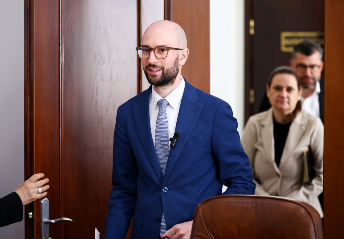 проверяват обществени поръчки заради съмнения отклоняване средства