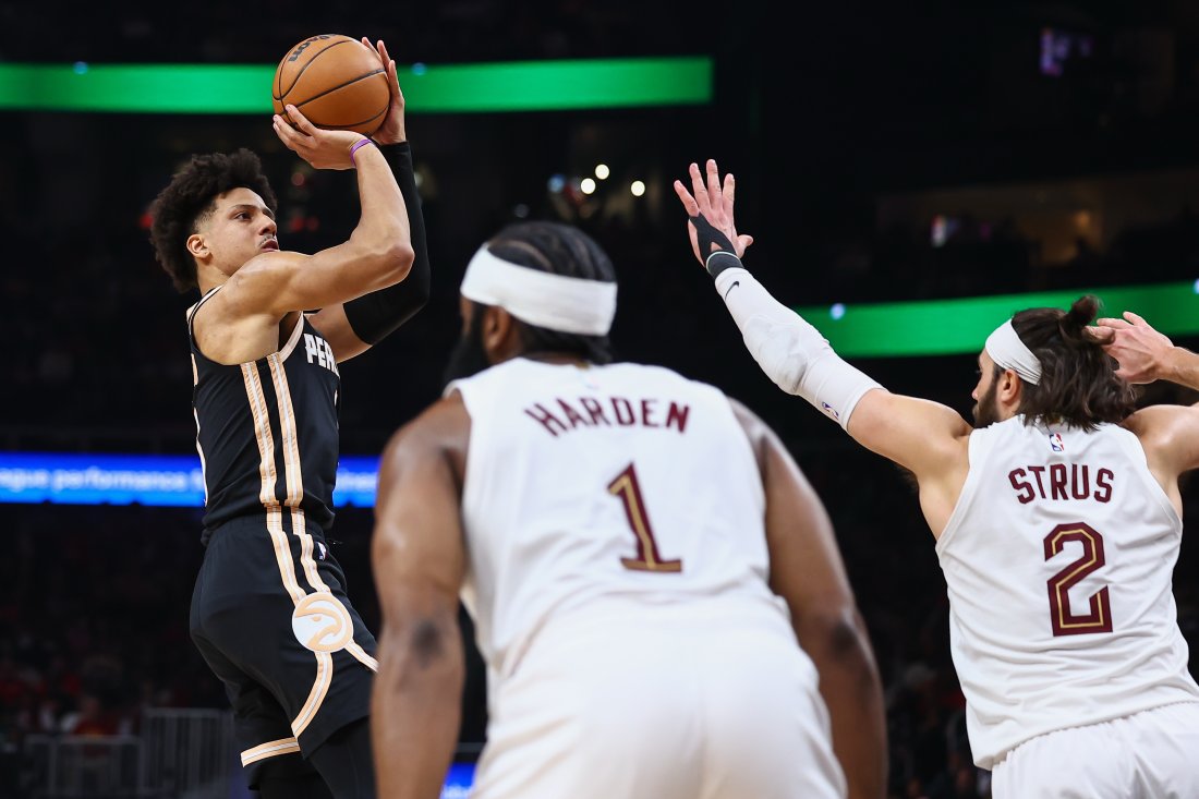 атланта победи кливланд осигури плейофите източната конфепенция нба