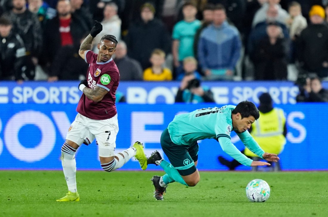 Уест Хям записа изразителна победа над Уулвърхямптън в опит да запази мястото си елита на Англия